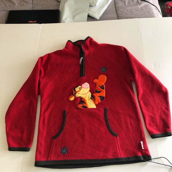 Vtg, Tigger Winnie The Pooh, Size M, Red Pullover - Picture 2 of 9